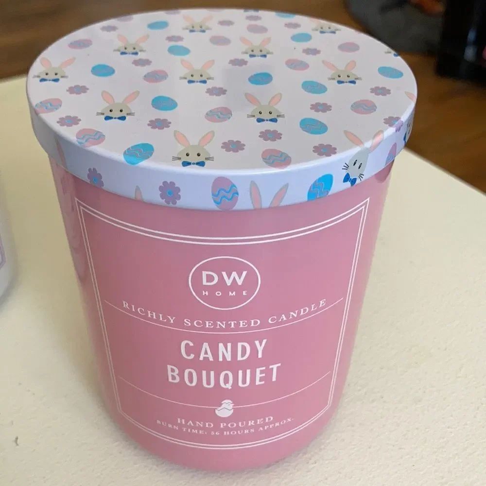 DW Home Hand Poured Candle Candy Bouquet